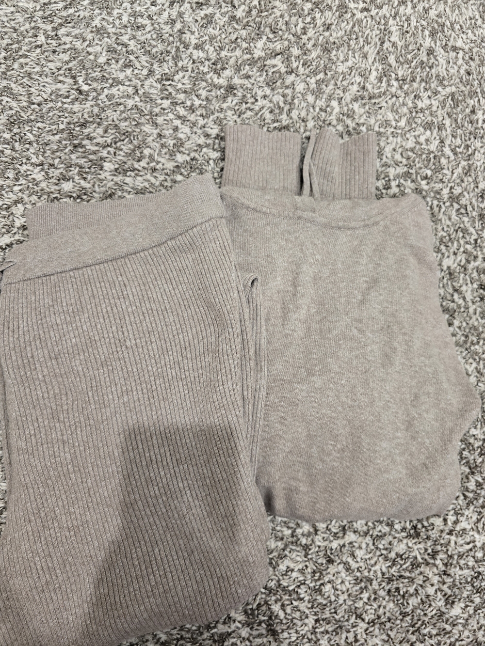 GAP Women's Knit Sweater and Ribbed Pants Set in Taupe